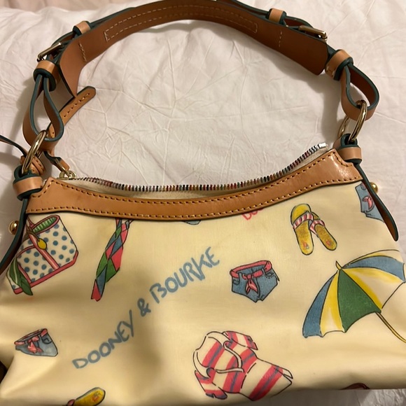 Dooney & Bourke Handbags - dooney & bourke